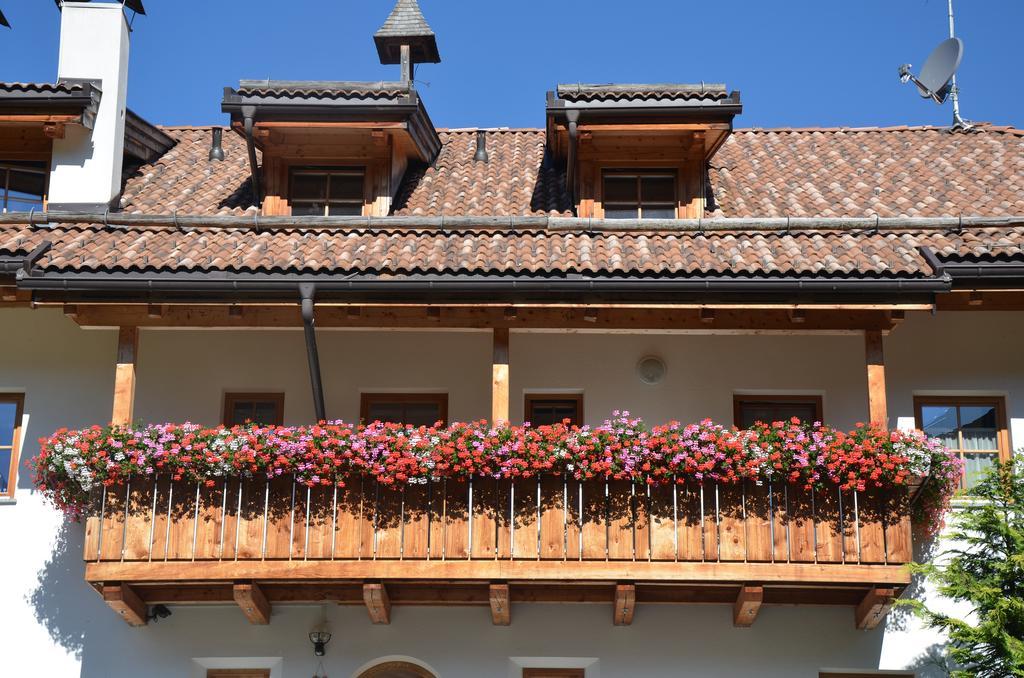 Baerntalerhof Villa Falzes Exterior photo