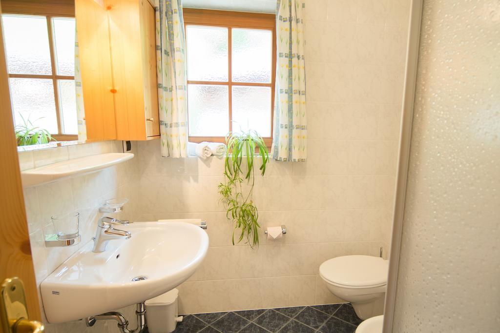 Baerntalerhof Villa Falzes Room photo