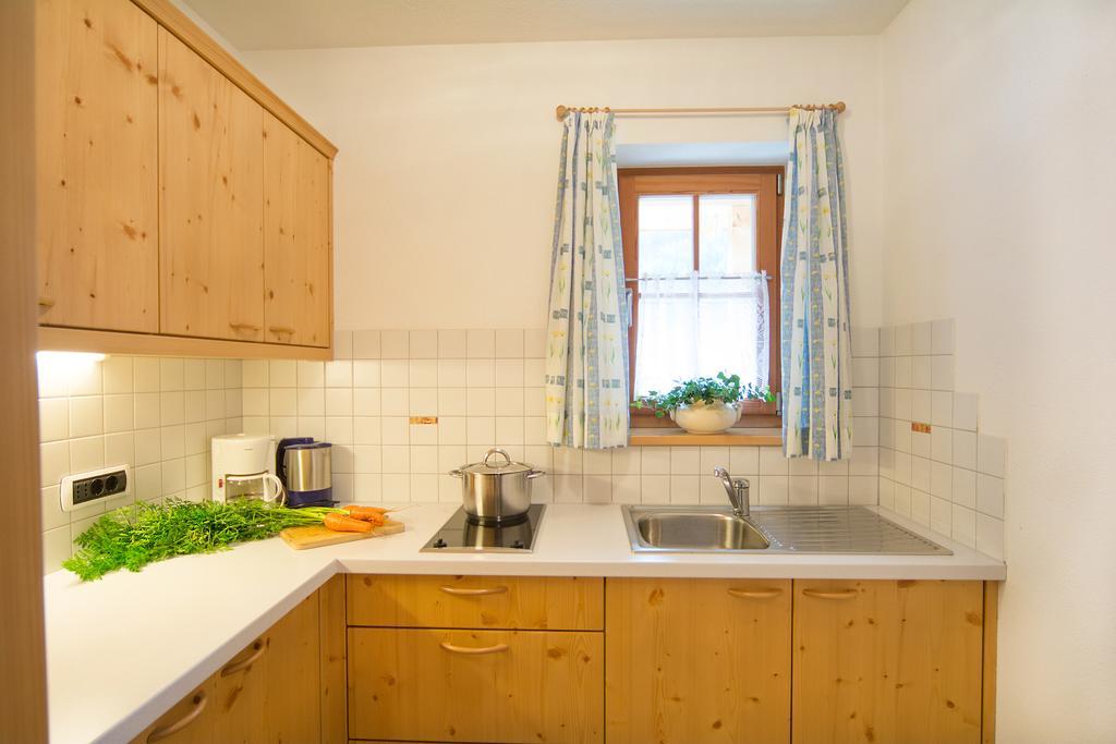 Baerntalerhof Villa Falzes Room photo